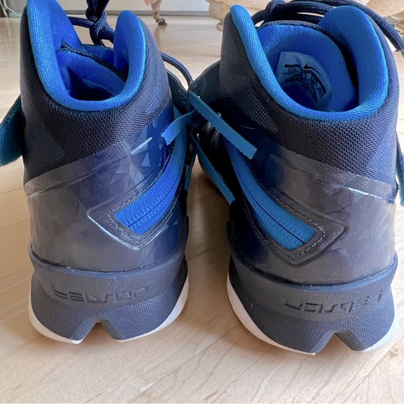 LeBron Zoom Soldier 8 'Midnight Navy' - Picture 14 of 15